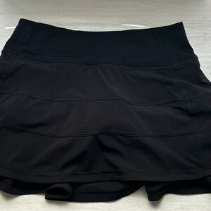 Lululemon pace rival skirt
